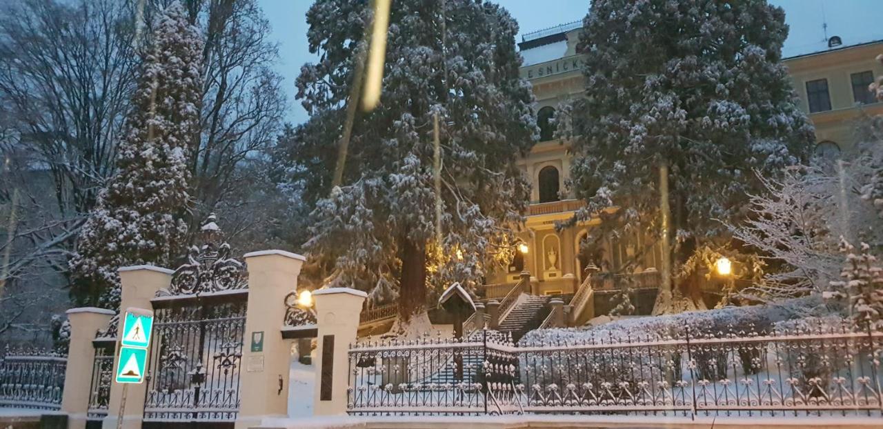 Apartman Okamih Banská Štiavnica エクステリア 写真